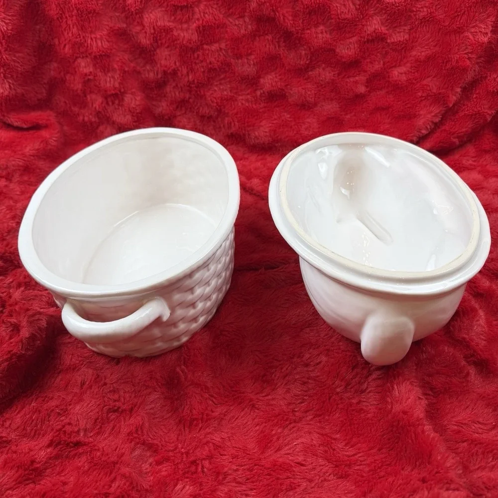 Bordallo Pinheiro White Rabbit Tureen Basketweave Ceramic Serving Dish Portugal